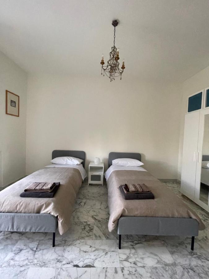 Appartement Lt Sax à Bari Extérieur photo